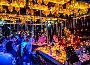 Magnito Piano Bar