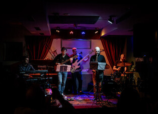Jazz Club В Джаза / Jazz Insights
