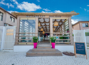 Restaurant Holiday